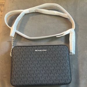 NWT Michael Kors Crossbody
